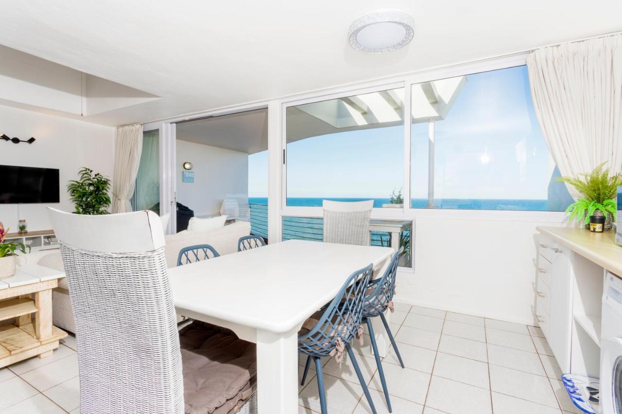 Ocean Blue At Chakas Cove, Beachfront Ballito
