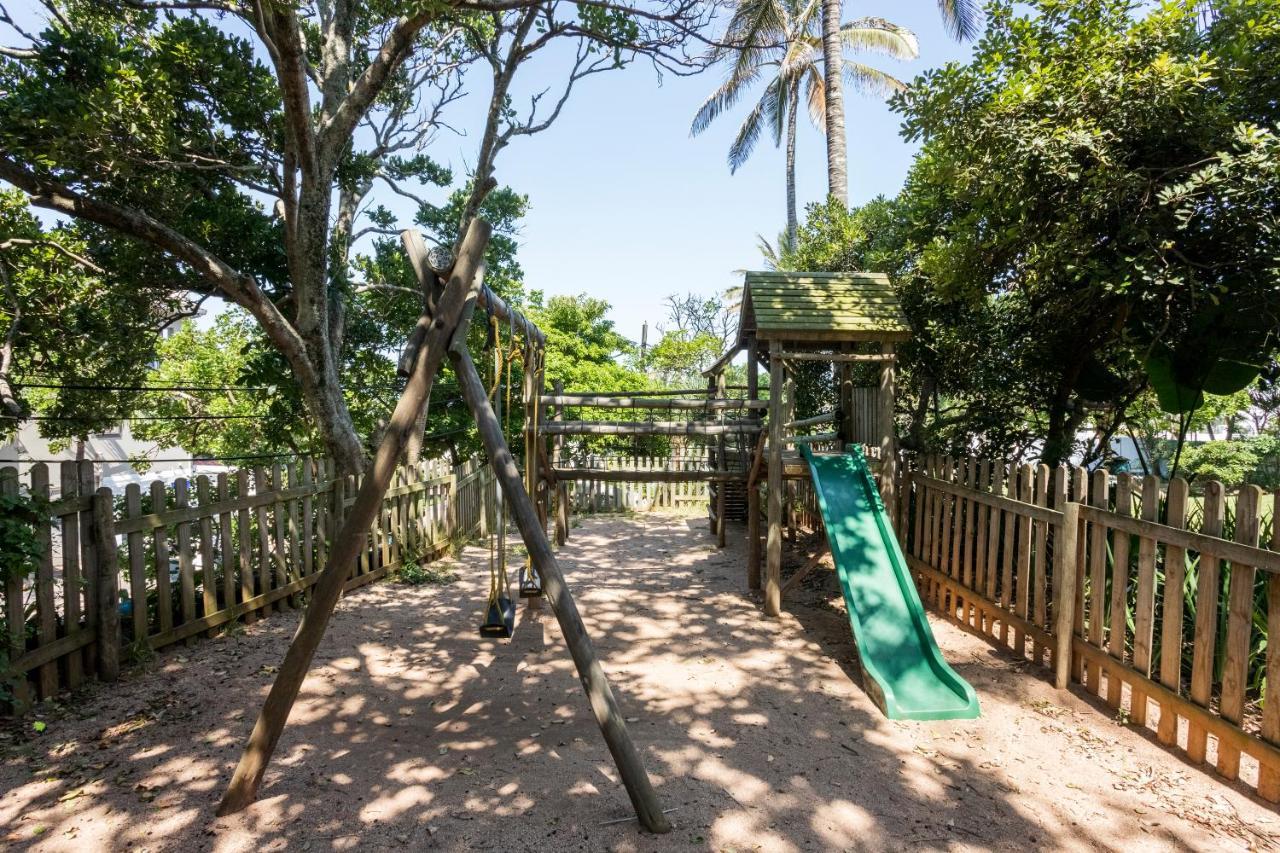 Ocean Blue At Chakas Cove, Beachfront Apartamento